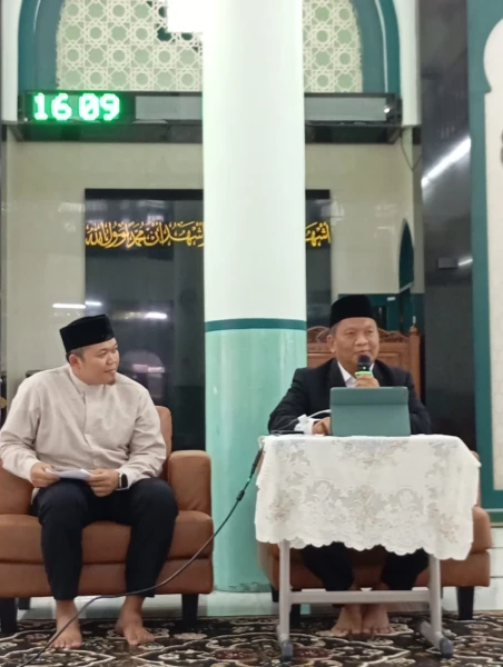 Iftor Jama’i Pegawai Yayasan Ummul Quro Bogor
